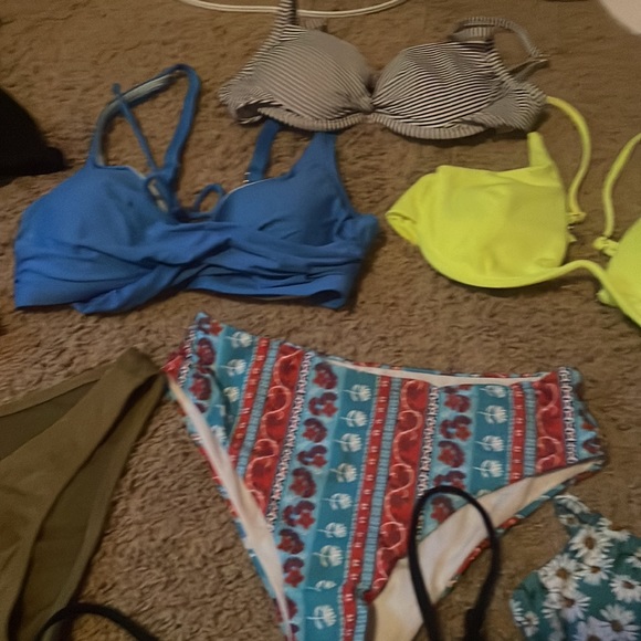 13 BARLEY USED/ SOME NEW swimsuits - Picture 7 of 7